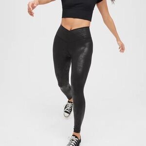 Offline by aerie crossover faux leather crackle leggings size small highrise NWT